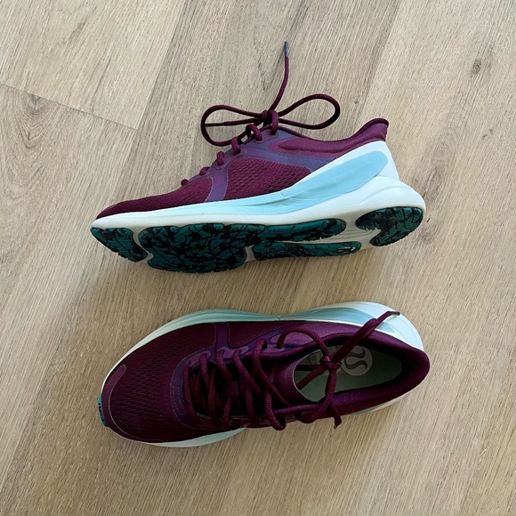 LULULEMON Blissfeel Running Shoes - Picture 1 of 6